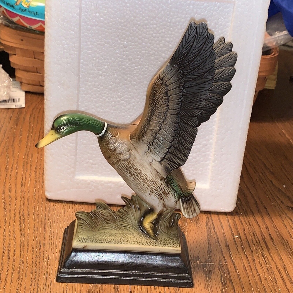 SPECIAL EDITION BIRDS in‎ FLIGHT COLLECTION LIMITED SERIES FLIGHT of the MALLARD